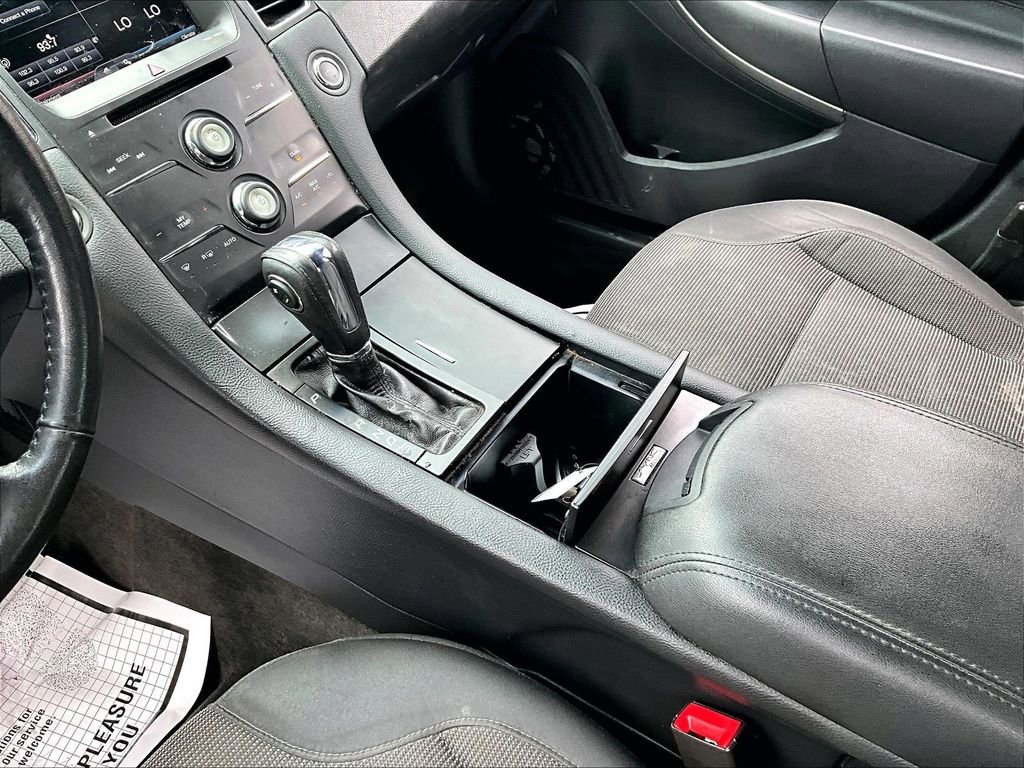 Used 2015 Ford Taurus SEL w/ Equipment Group 201A image 13