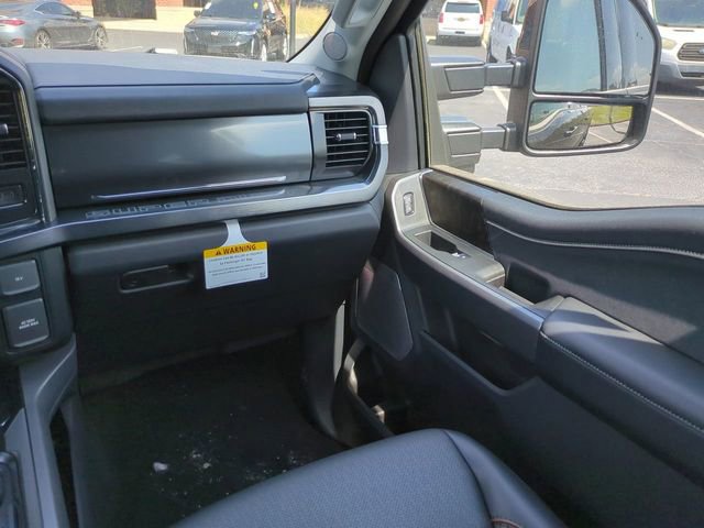 New 2026 Ford F250 Lariat w/ Black Appearance Package AWD/4WD image 16