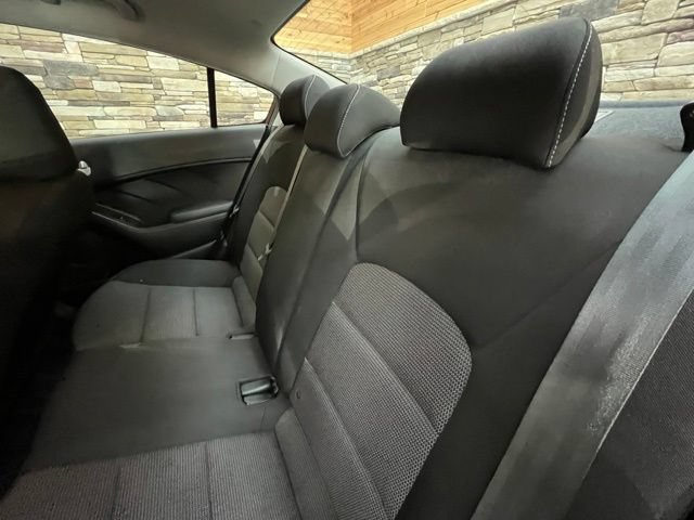 Used 2017 Kia Forte LX FWD image 29