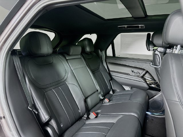 New 2026 Land Rover Range Rover Sport Dynamic SE AWD/4WD image 25