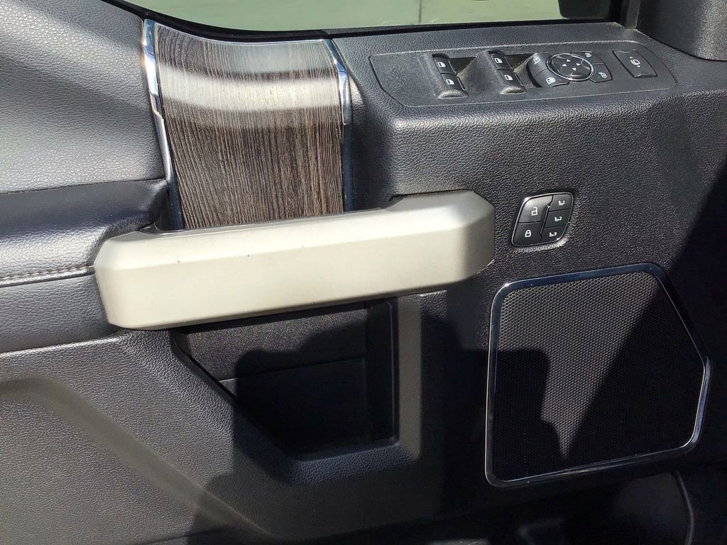 Used 2021 Ford F250 Lariat image 23
