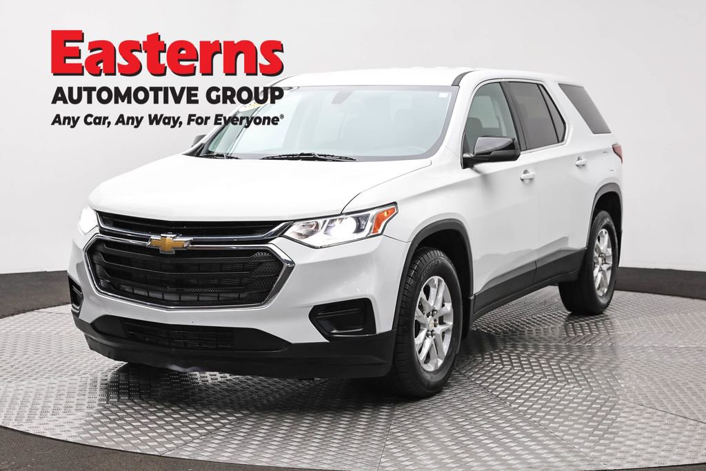 Used 2021 Chevrolet Traverse LS w/ LPO, Floor Liner Package AWD/4WD image 1