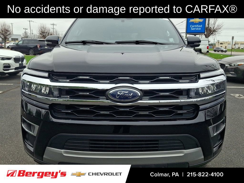 Used 2024 Ford Expedition Max Limited AWD/4WD image 2