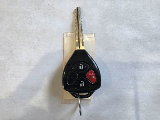 Used 2015 Toyota 4Runner SR5 AWD/4WD image 31