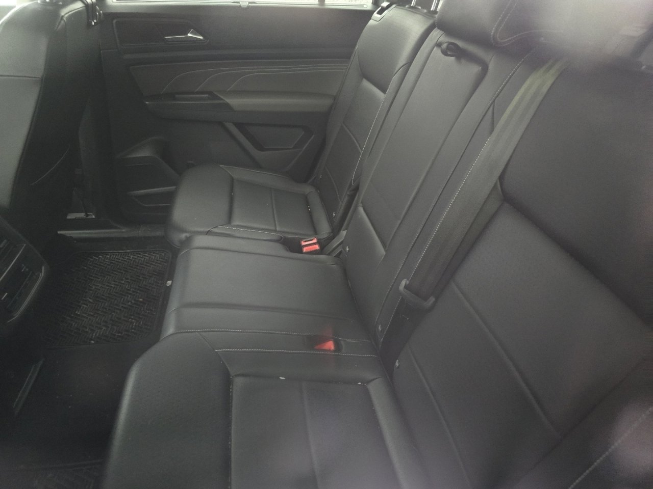 Used 2023 Volkswagen Atlas SE image 21