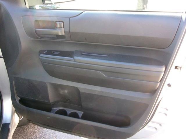 Used 2015 Toyota Tundra SR AWD/4WD image 18