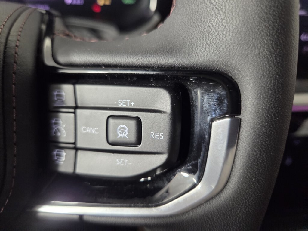 Used 2025 Jeep Wagoneer S Launch Edition AWD/4WD image 37
