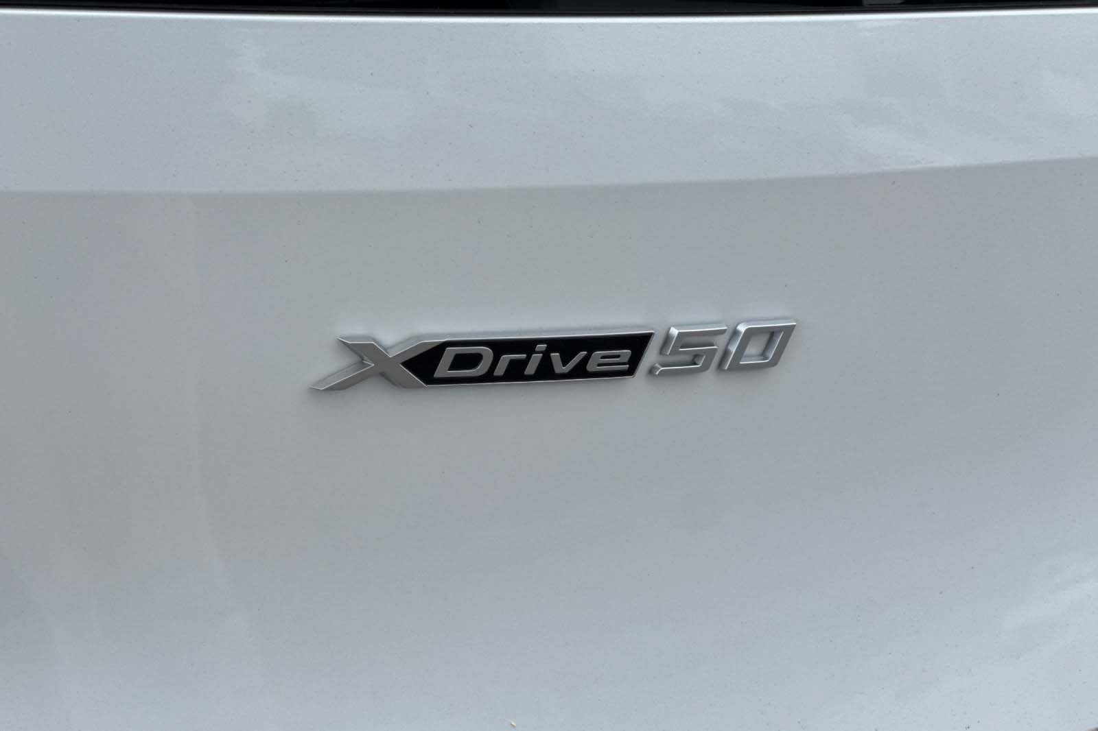 Certified 2024 BMW iX xDrive50 w/ Sport Package AWD/4WD image 29