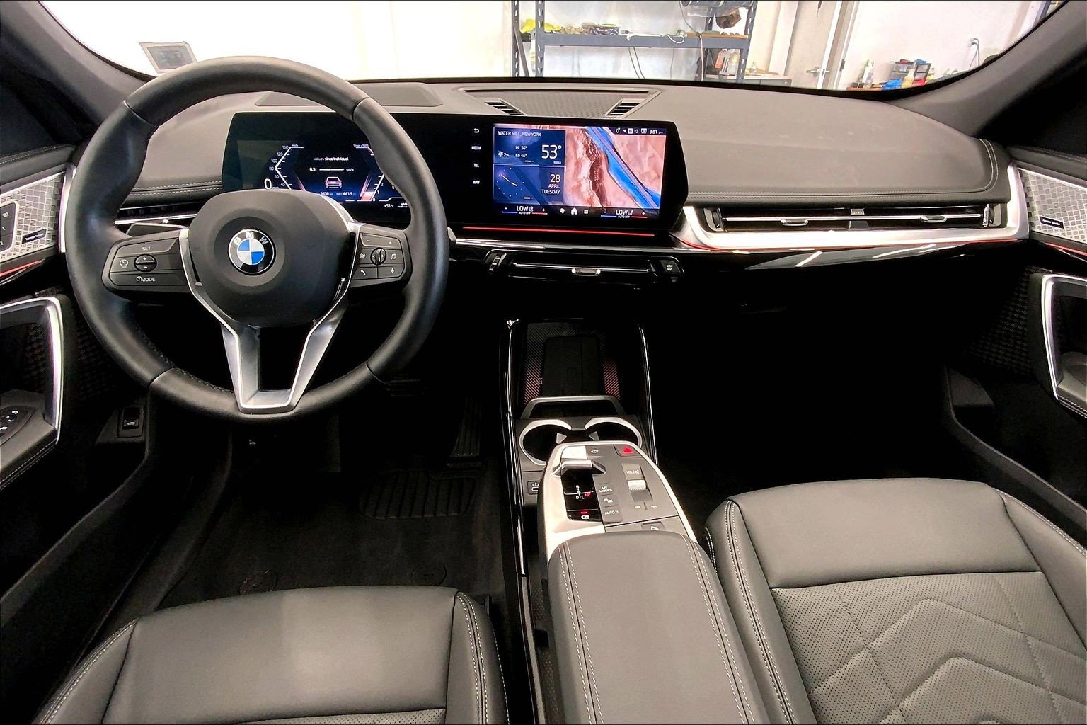 Used 2025 BMW X1 xDrive28i AWD/4WD image 12