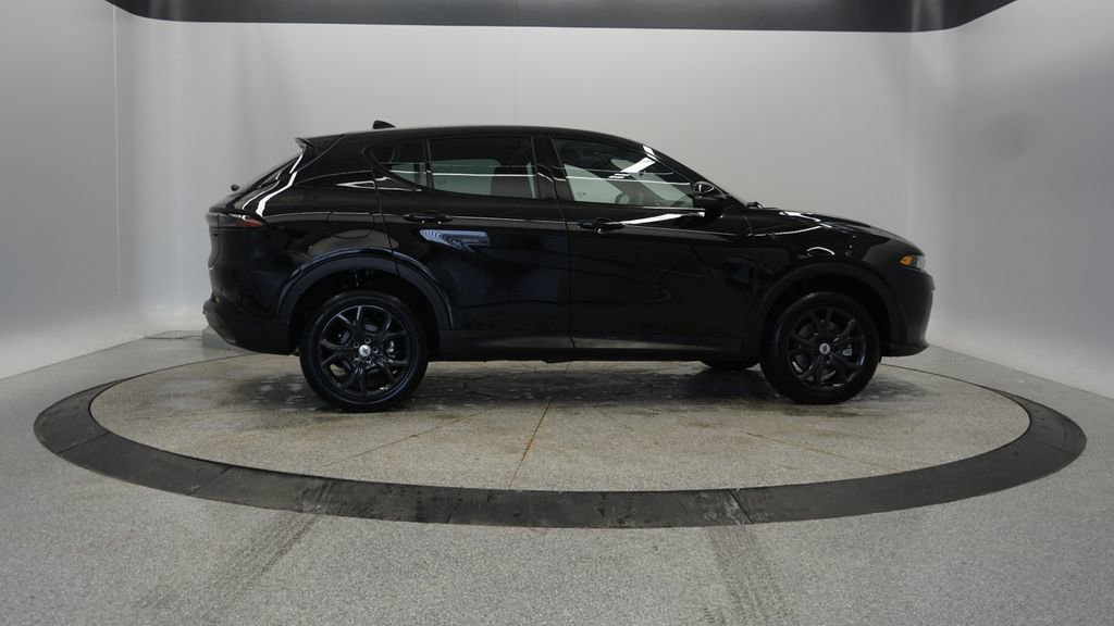 Used 2024 Dodge Hornet GT w/ GT Blacktop Package image 9