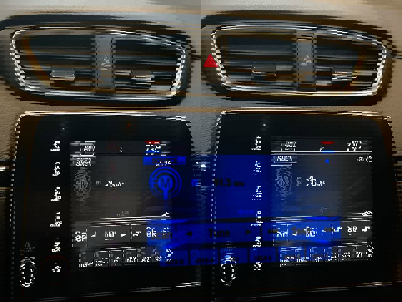 Used 2018 Honda CR-V Touring image 16