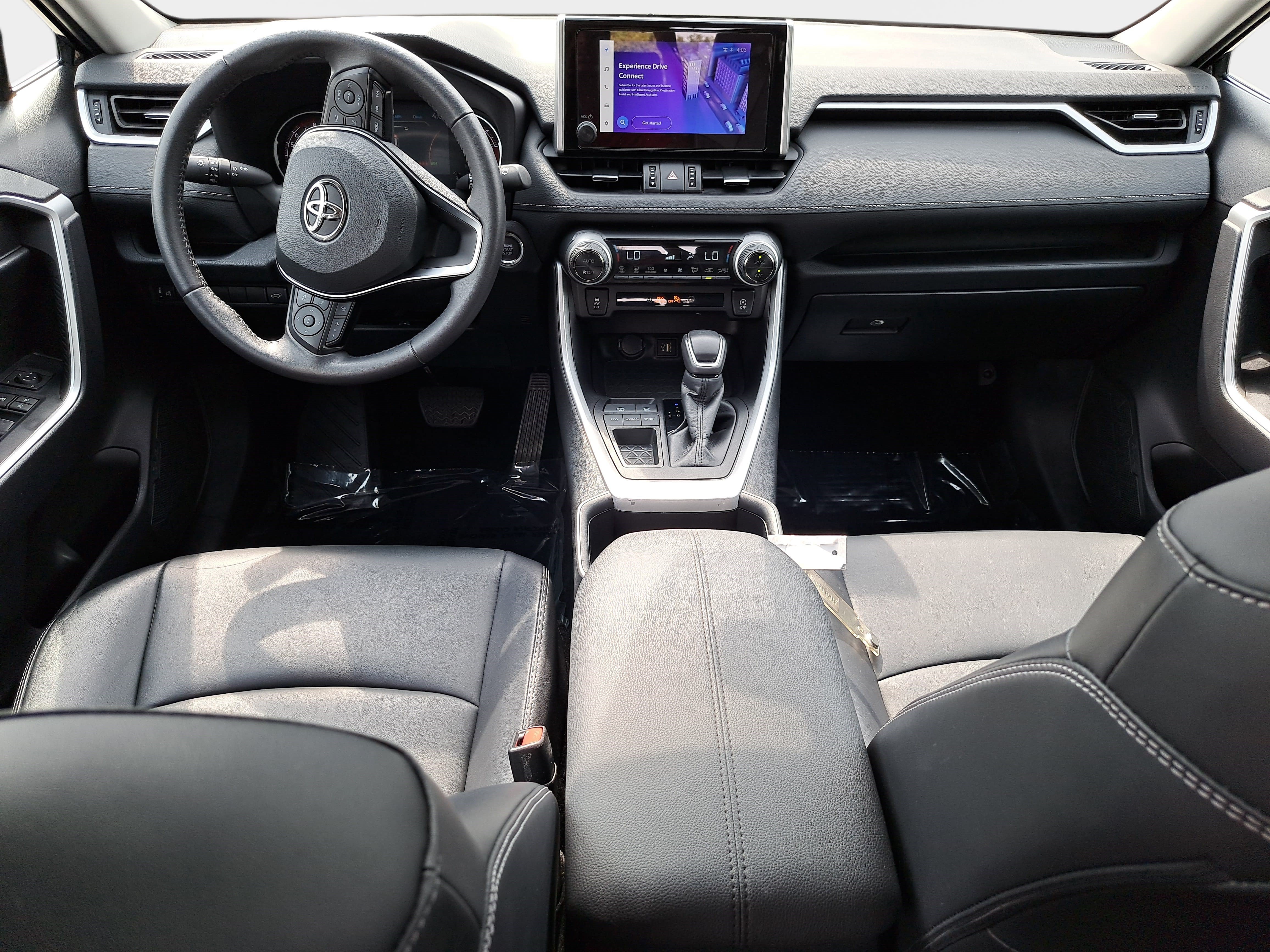 Used 2024 Toyota RAV4 XLE Premium FWD image 9