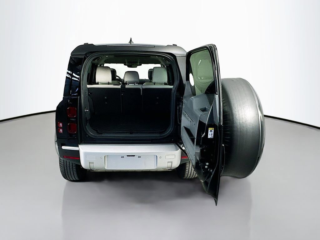 Used 2024 Land Rover Defender 110 S AWD/4WD image 28