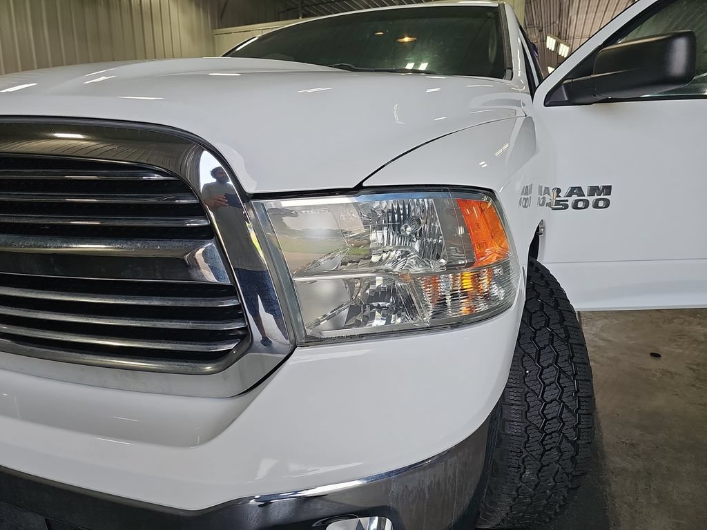 Used 2015 RAM 1500 Big Horn RWD image 30
