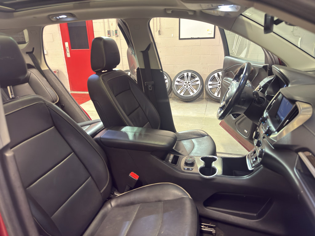 Used 2019 GMC Terrain Denali w/ Driver Alert Package II image 21