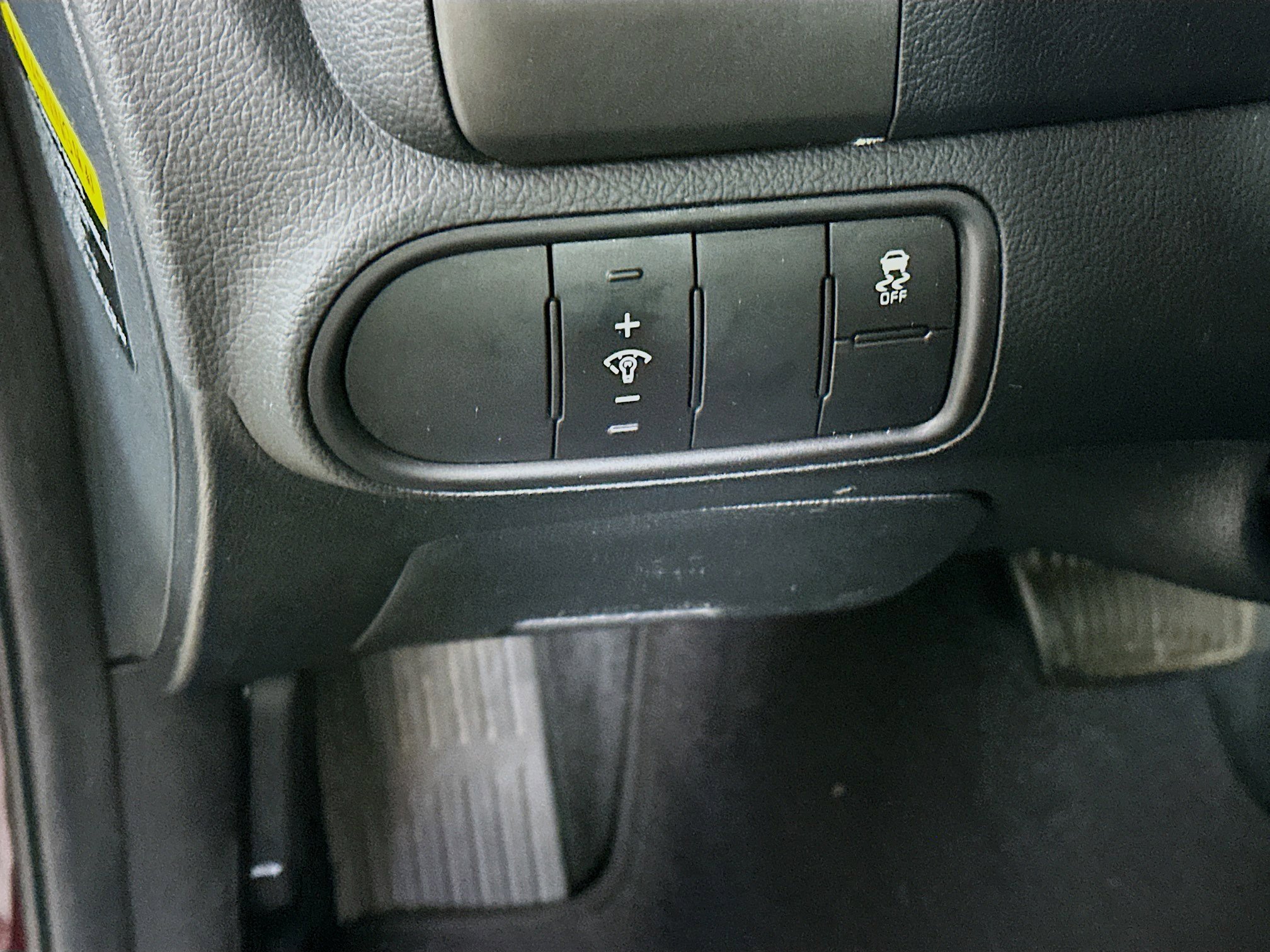 Used 2017 Kia Forte LX w/ LX Popular Package image 16