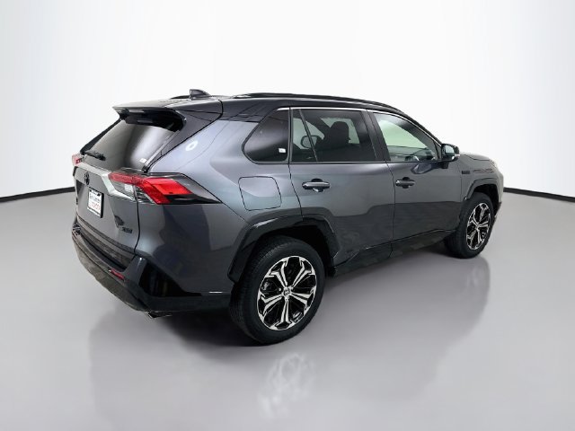 Used 2024 Toyota RAV4 XSE w/ Weather Package AWD/4WD image 7