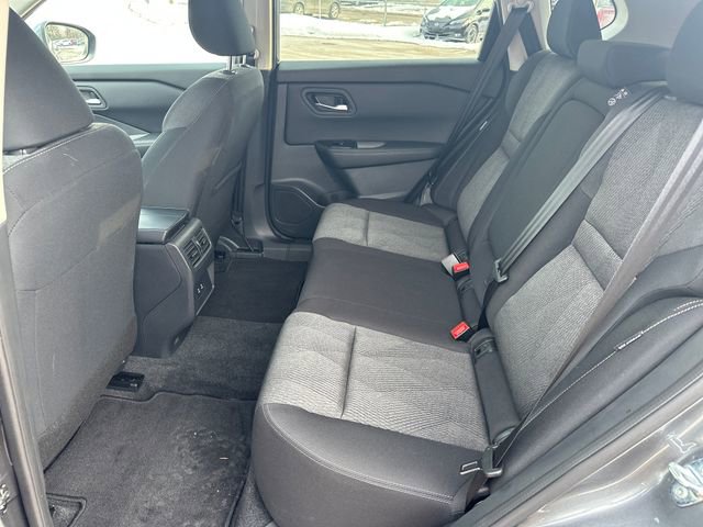 Used 2026 Nissan Rogue SV w/ Cold Weather Package image 22