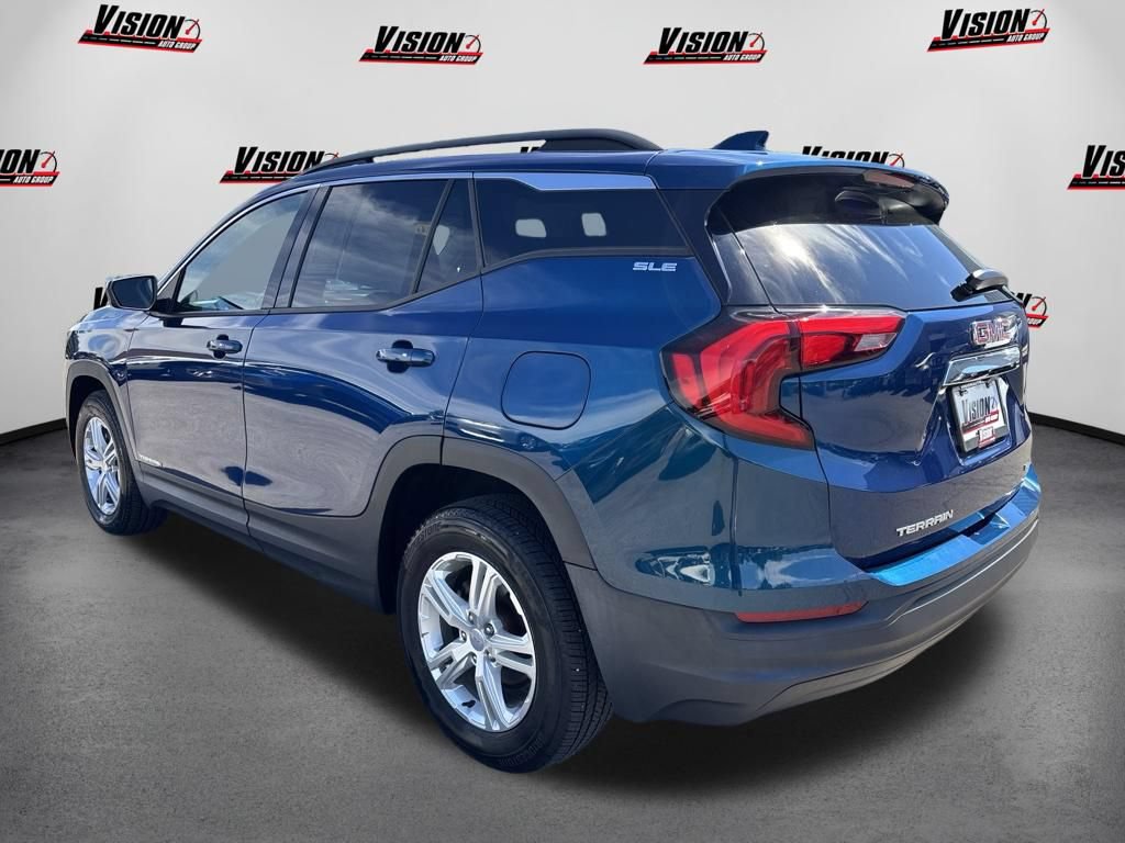 Used 2020 GMC Terrain SLE w/ Driver Convenience Package AWD/4WD image 9