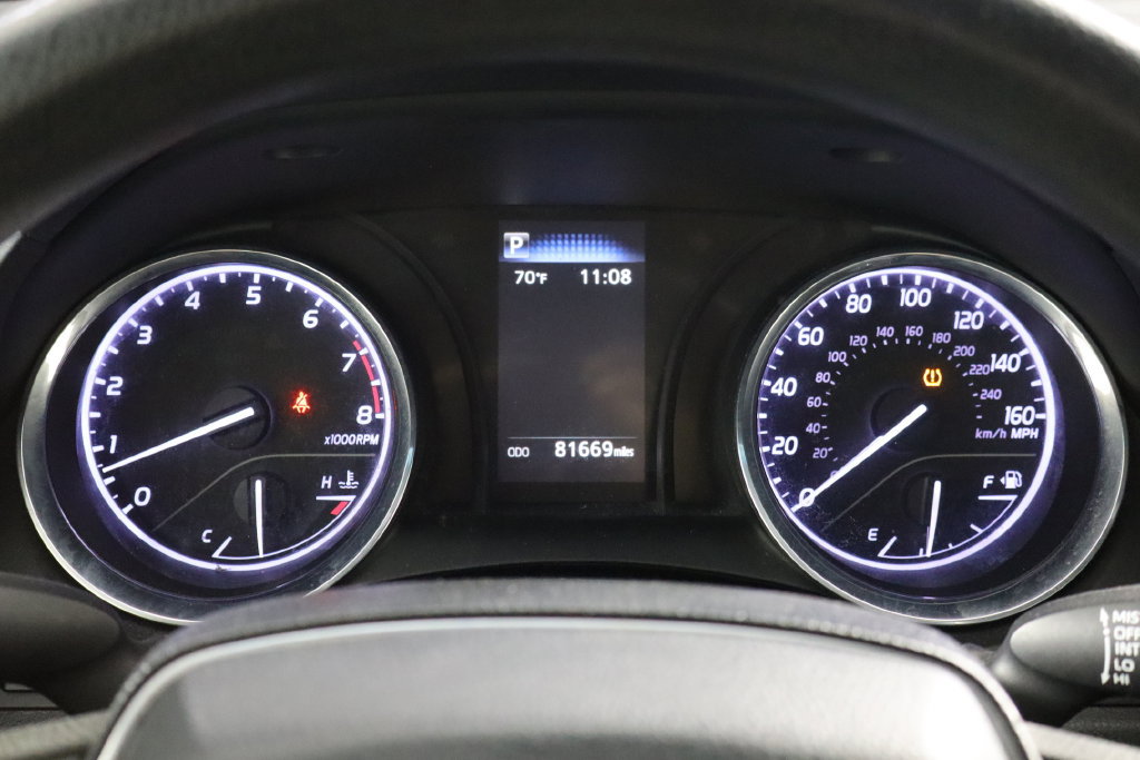 Used 2019 Toyota Camry LE FWD image 24
