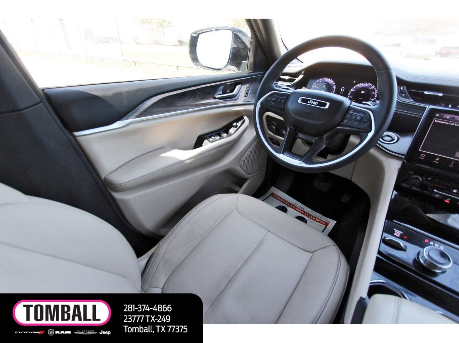 Used 2023 Jeep Grand Cherokee L Limited w/ Black Appearance Package image 9