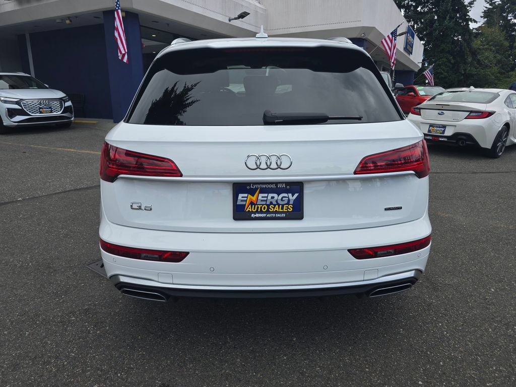 Used 2022 Audi Q5 2.0T Premium Plus w/ Premium Plus Package AWD/4WD image 6