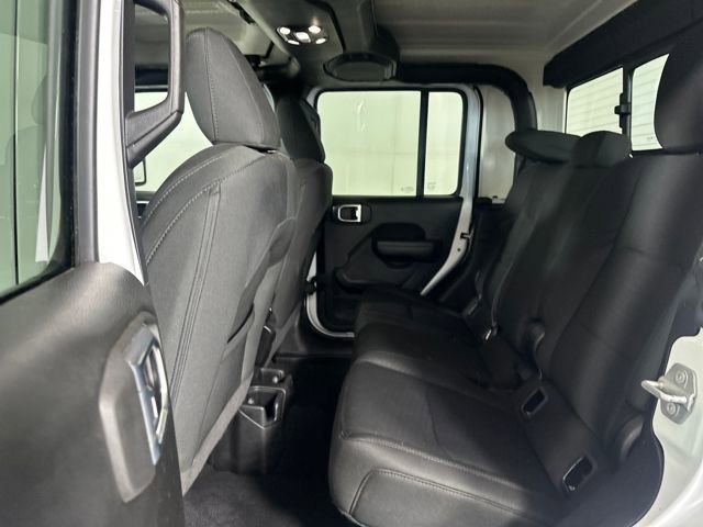 Used 2021 Jeep Gladiator Sport image 25