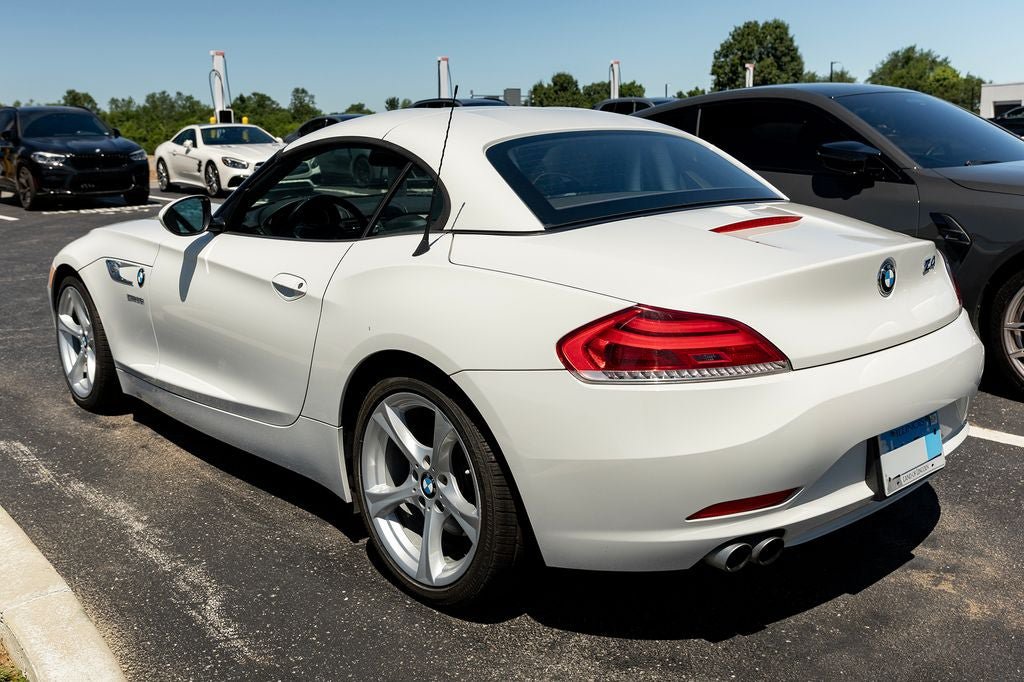 Used 2015 BMW Z4 sDrive28i RWD image 2