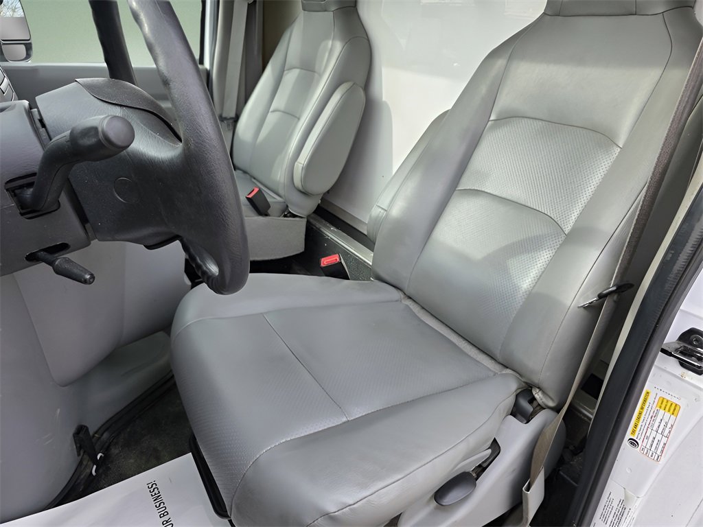 Used 2019 Ford E-350 and Econoline 350 Super Duty image 18