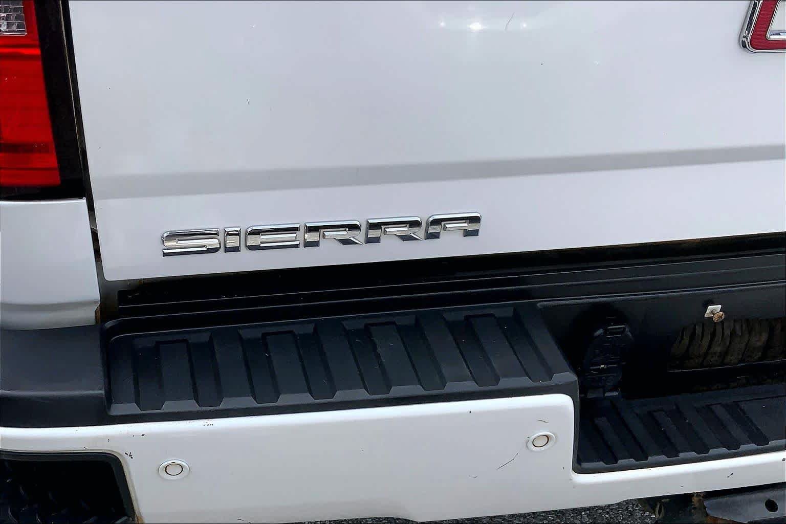 Used 2019 GMC Sierra 2500 Denali w/ Duramax Plus Package AWD/4WD image 31