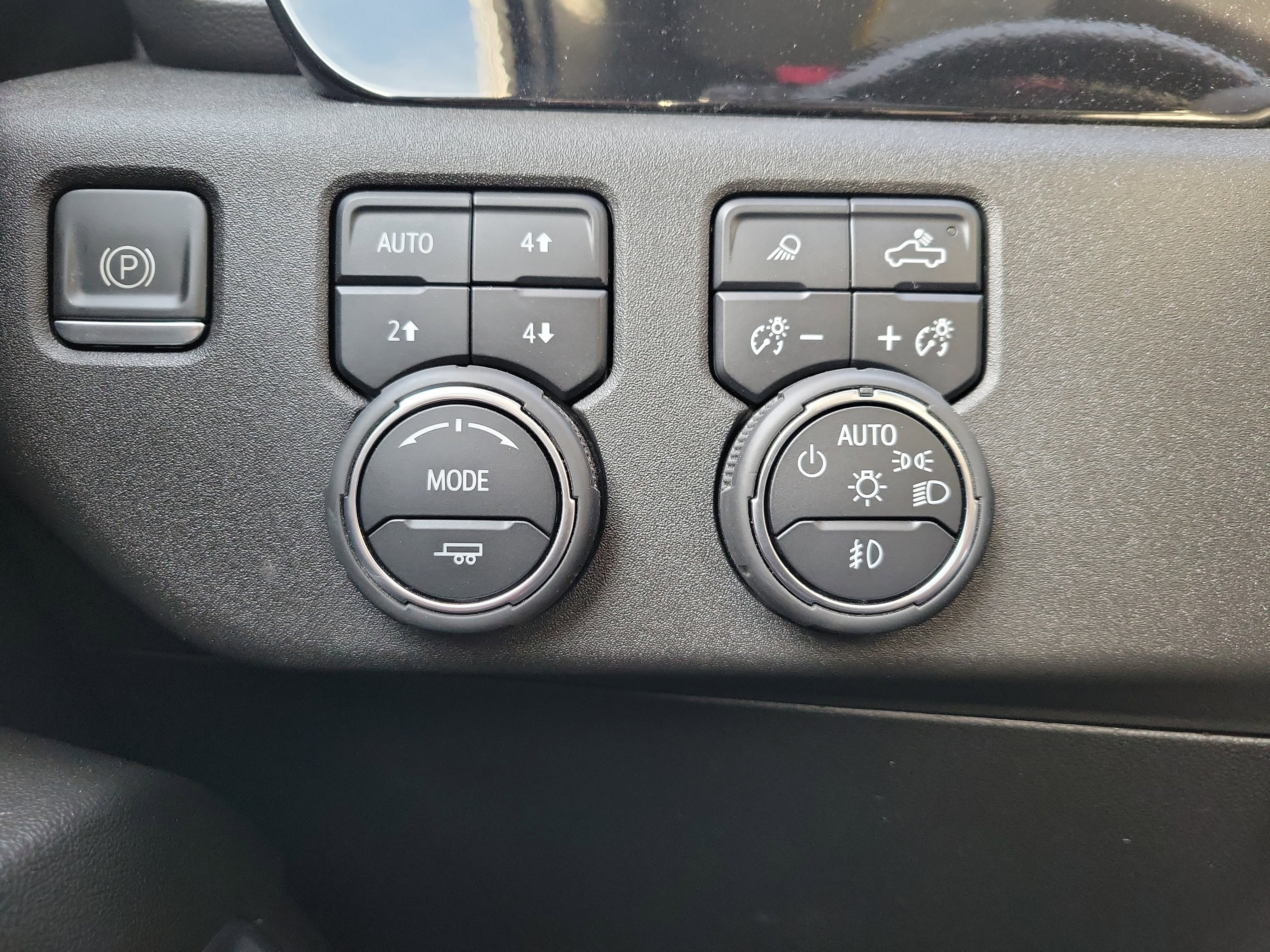 Certified 2022 Chevrolet Silverado 1500 RST w/ RST All Star Premium Package image 29