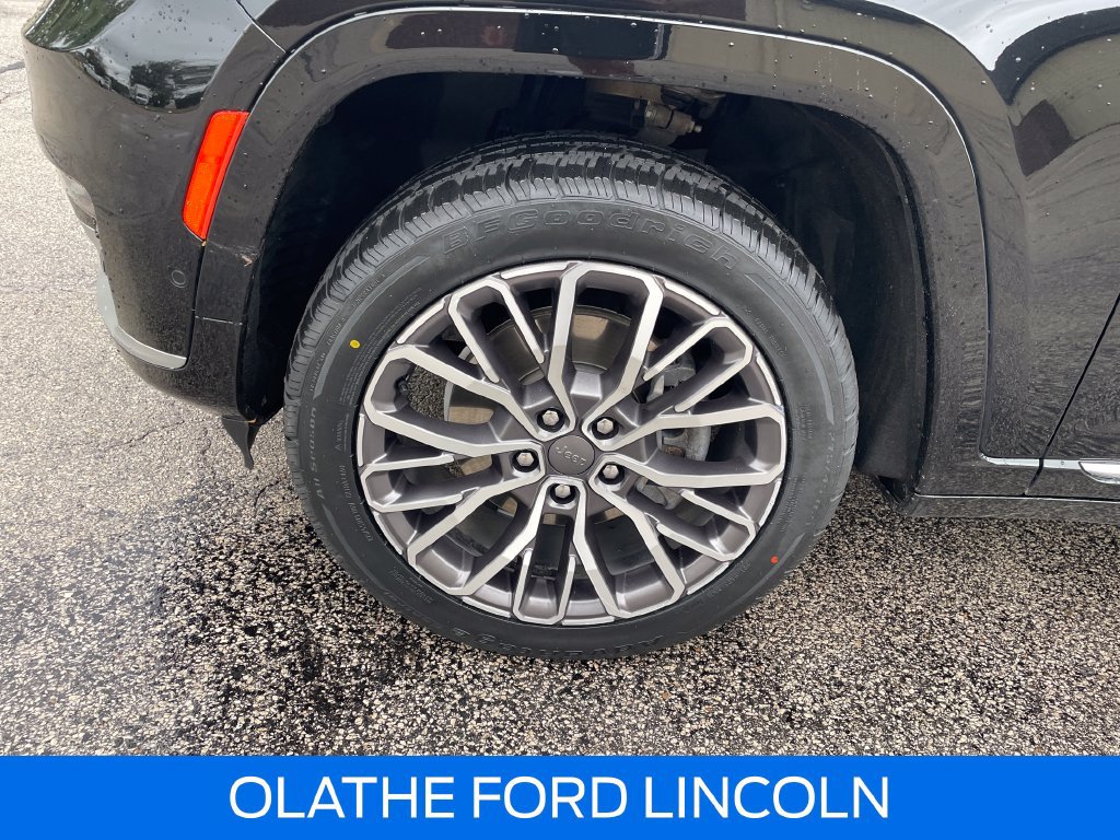 Used 2022 Jeep Grand Cherokee L Summit AWD/4WD image 31