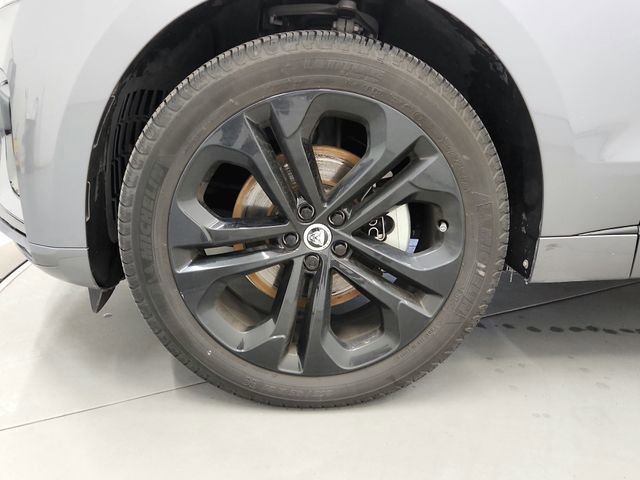 Used 2025 Jaguar F-PACE R-Dynamic S image 17
