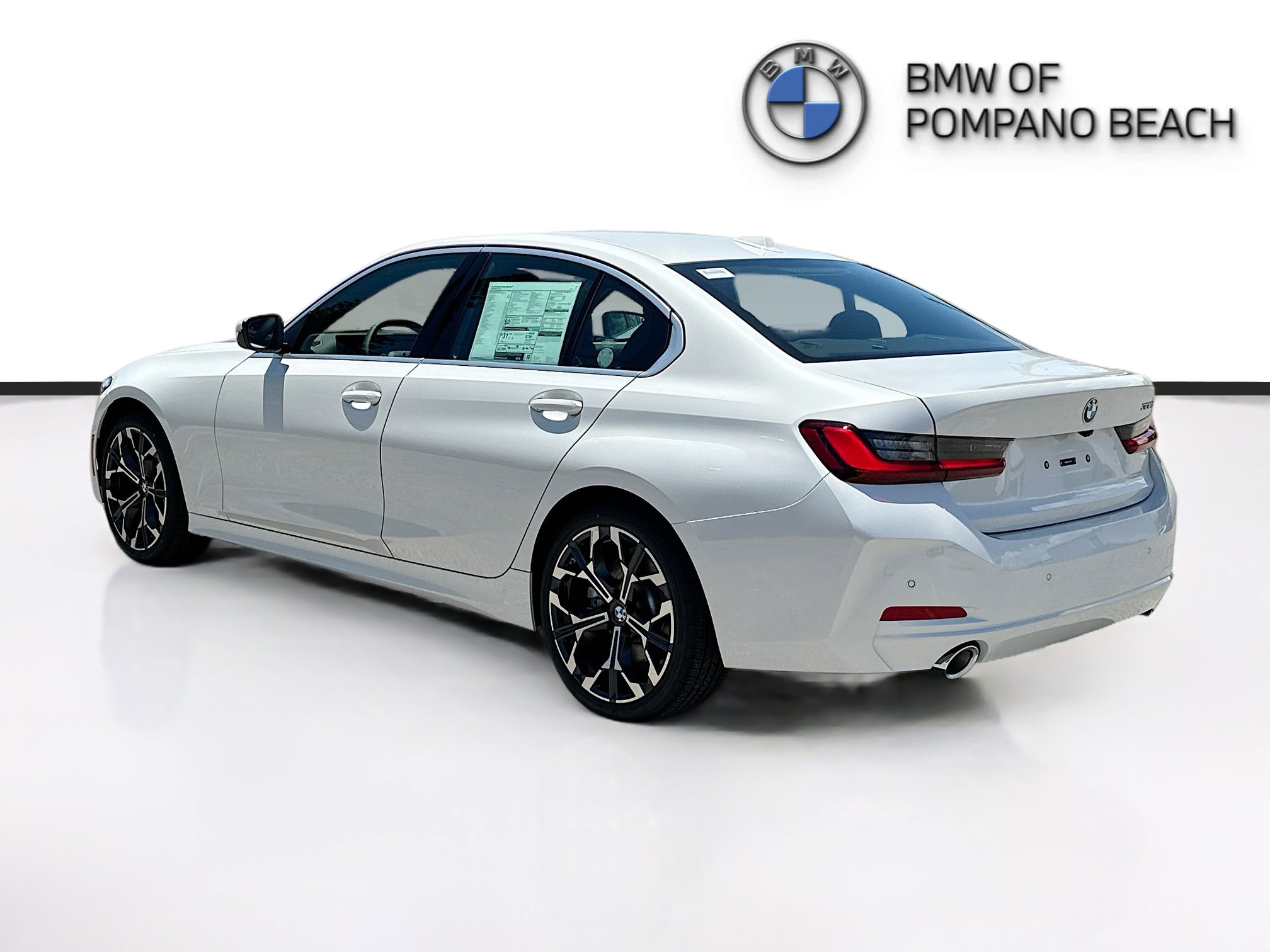 New 2025 BMW 330i Sedan w/ Premium Package RWD image 5