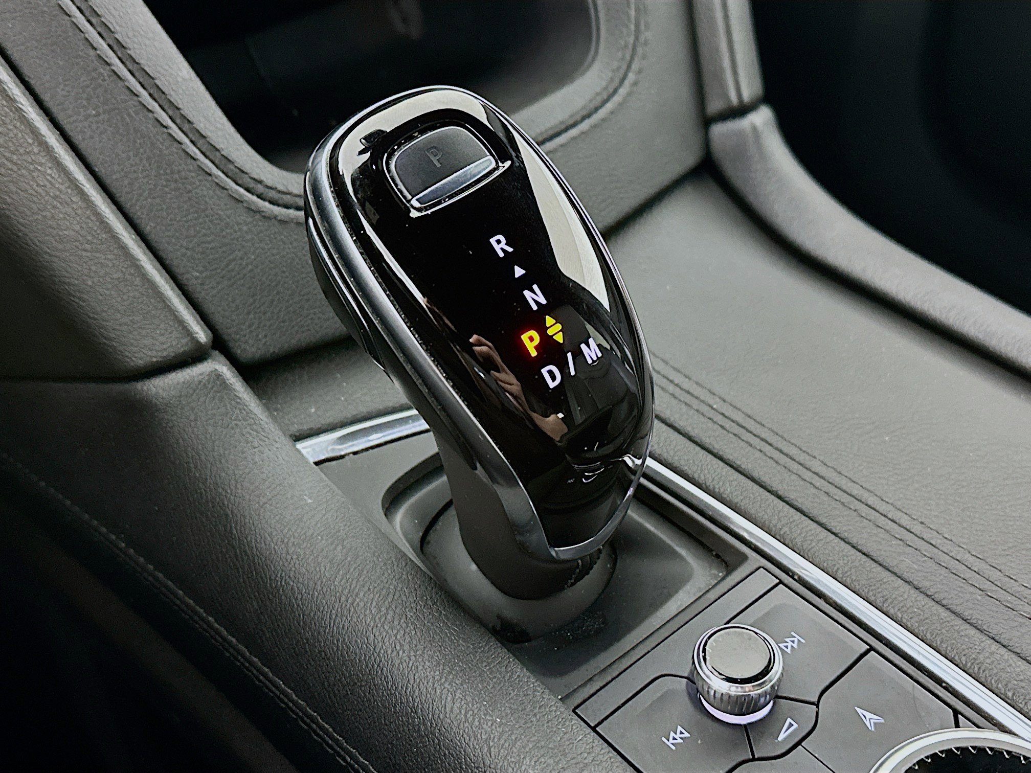 Used 2022 Cadillac XT6 Premium Luxury w/ Technology Package image 16