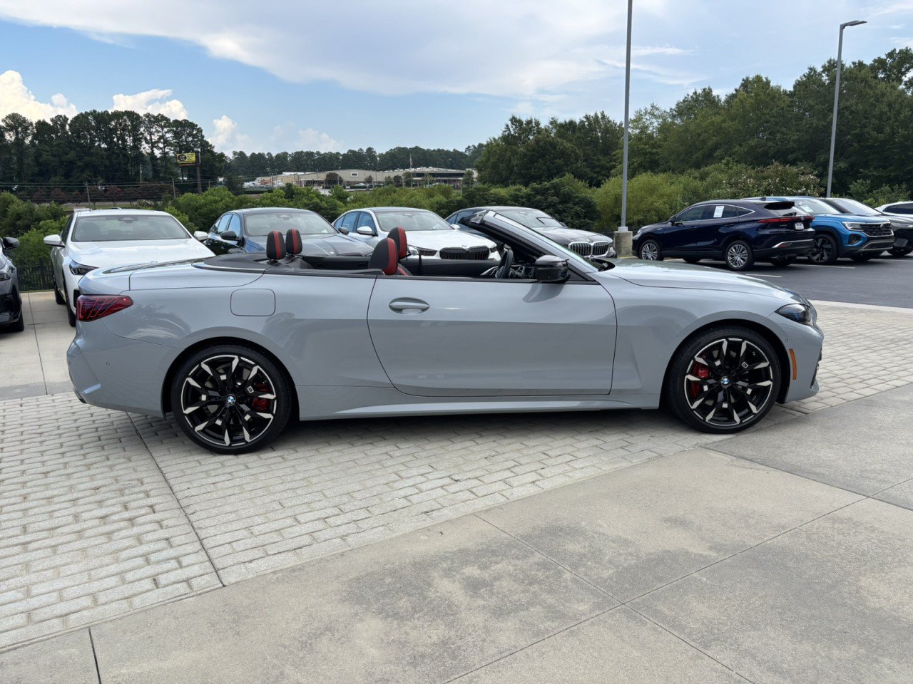 Used 2025 BMW 440i xDrive Convertible w/ Premium Package AWD/4WD image 13