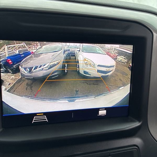 Used 2023 GMC Sierra 3500 Pro w/ Convenience Package image 4