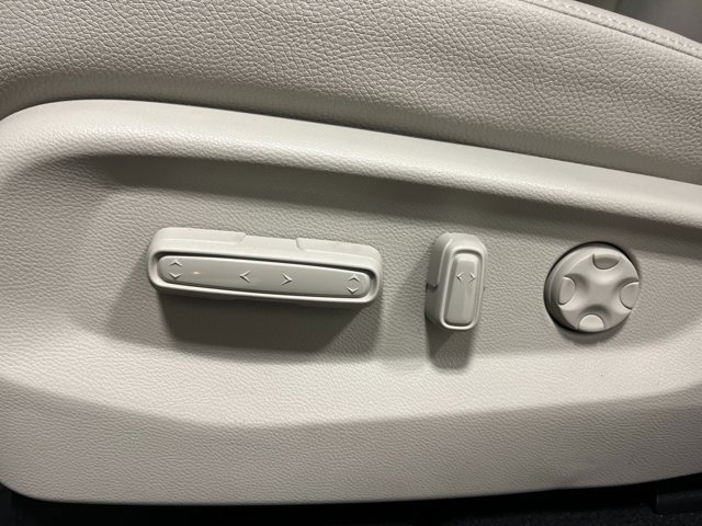 New 2025 Honda Odyssey EX-L image 12