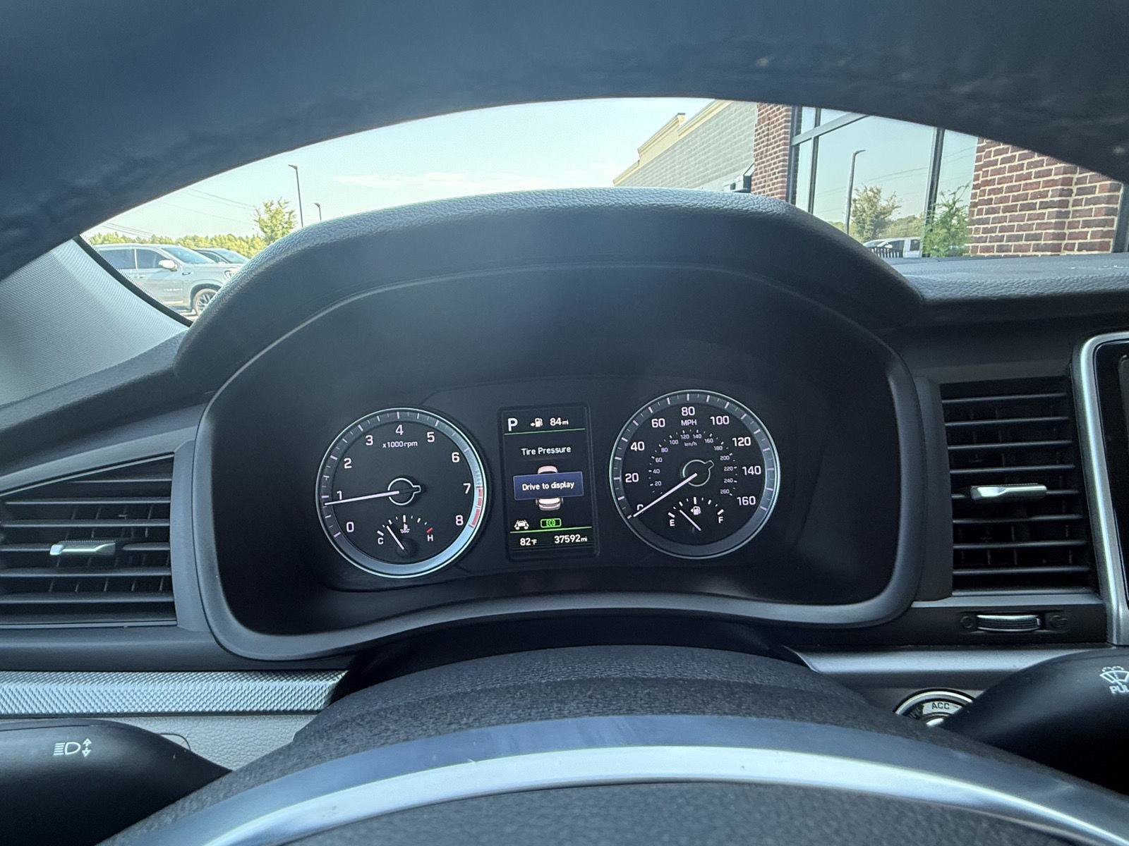 Used 2018 Hyundai Sonata SEL w/ Tech Package 02 FWD image 8