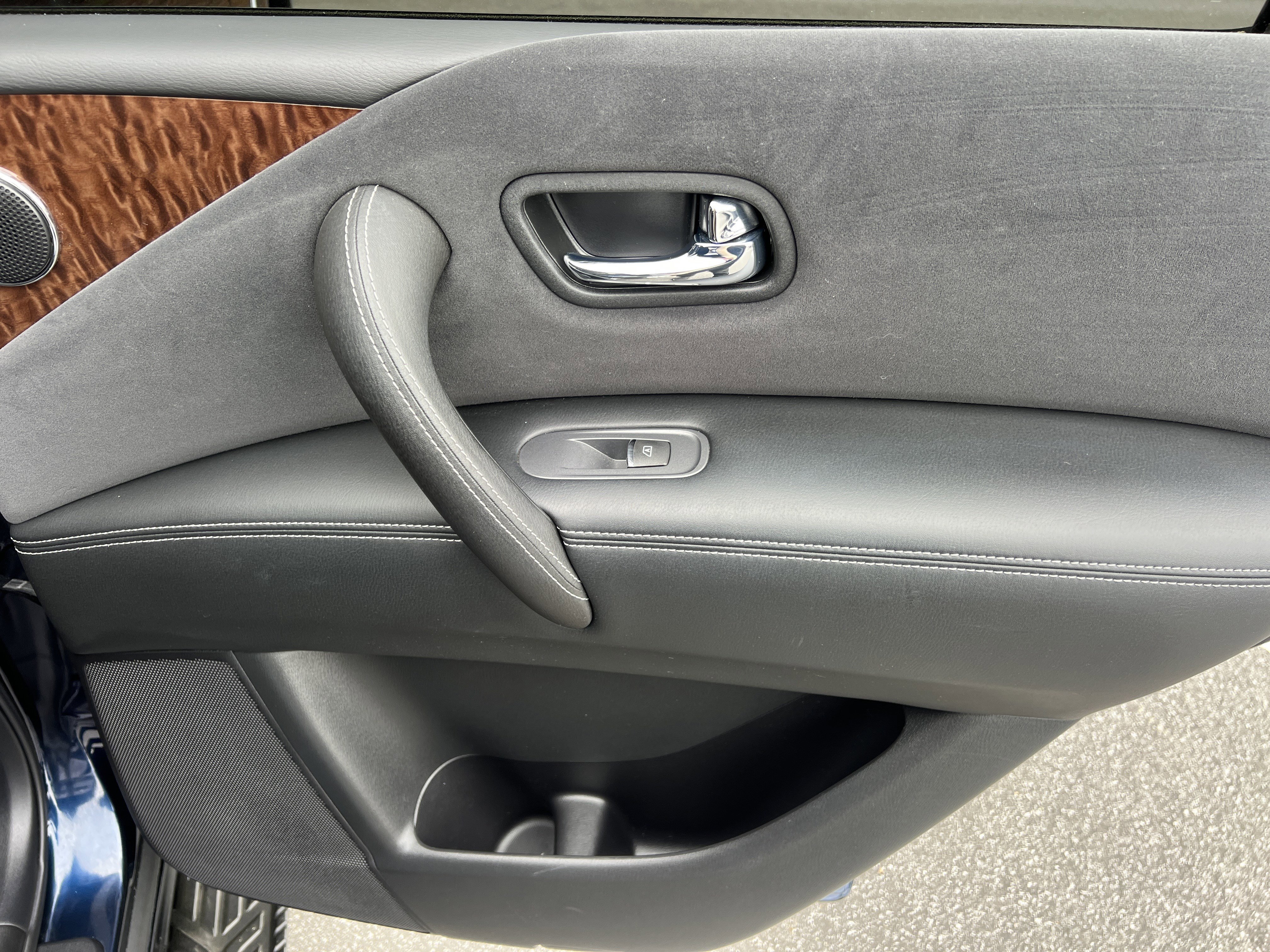Used 2018 Nissan Armada SV w/ Driver Package image 21