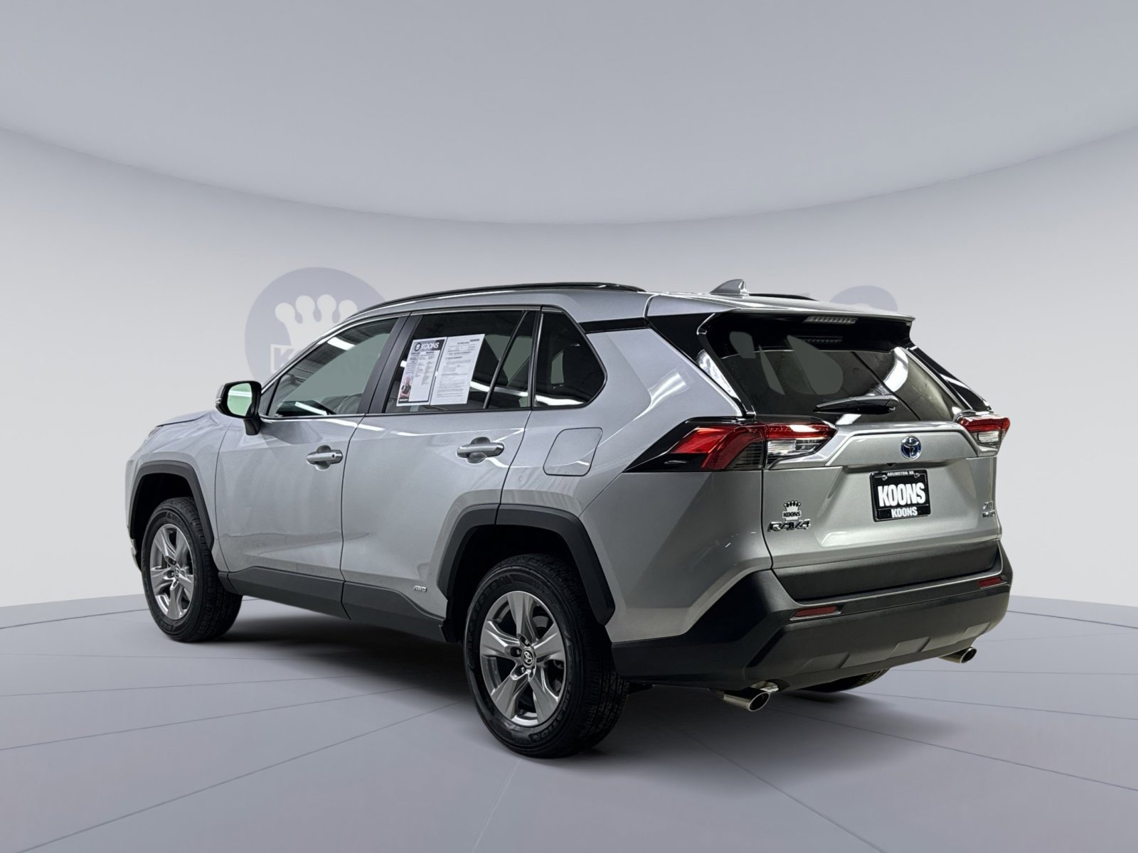 Used 2024 Toyota RAV4 XLE w/ Convenience Package AWD/4WD image 18