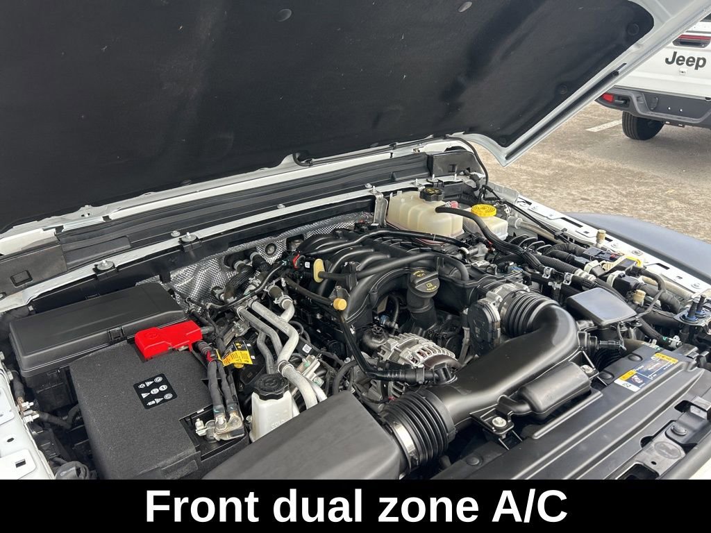 Used 2024 Jeep Wrangler Unlimited Rubicon image 16