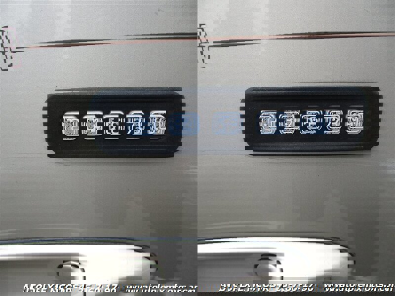 Used 2004 Lincoln LS image 14