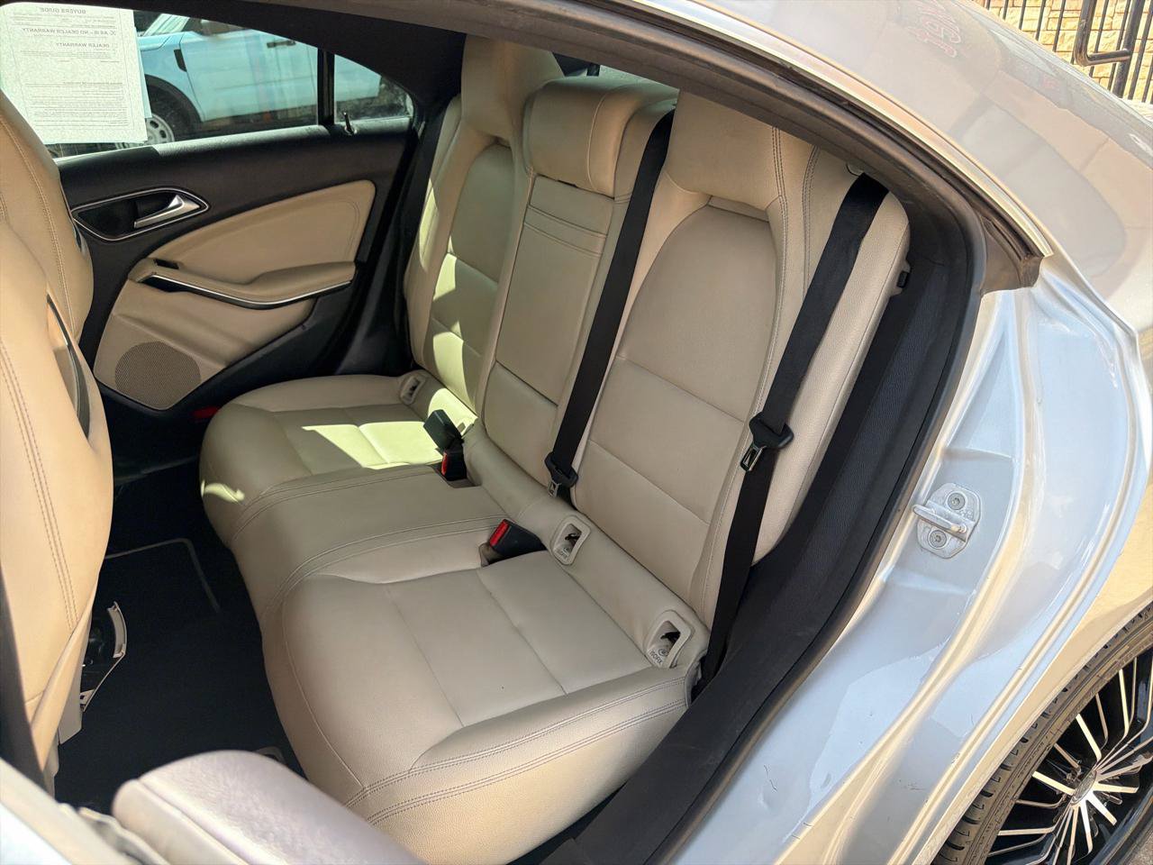 Used 2015 Mercedes-Benz CLA 250 4MATIC image 29