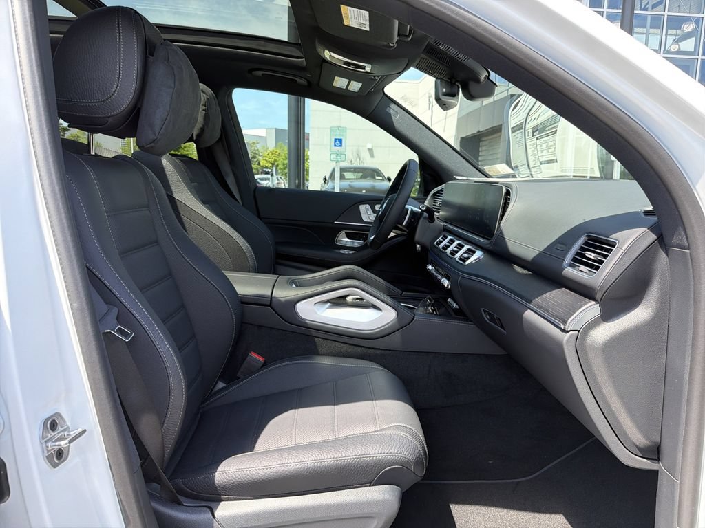 New 2026 Mercedes-Benz GLS 450 4MATIC image 20