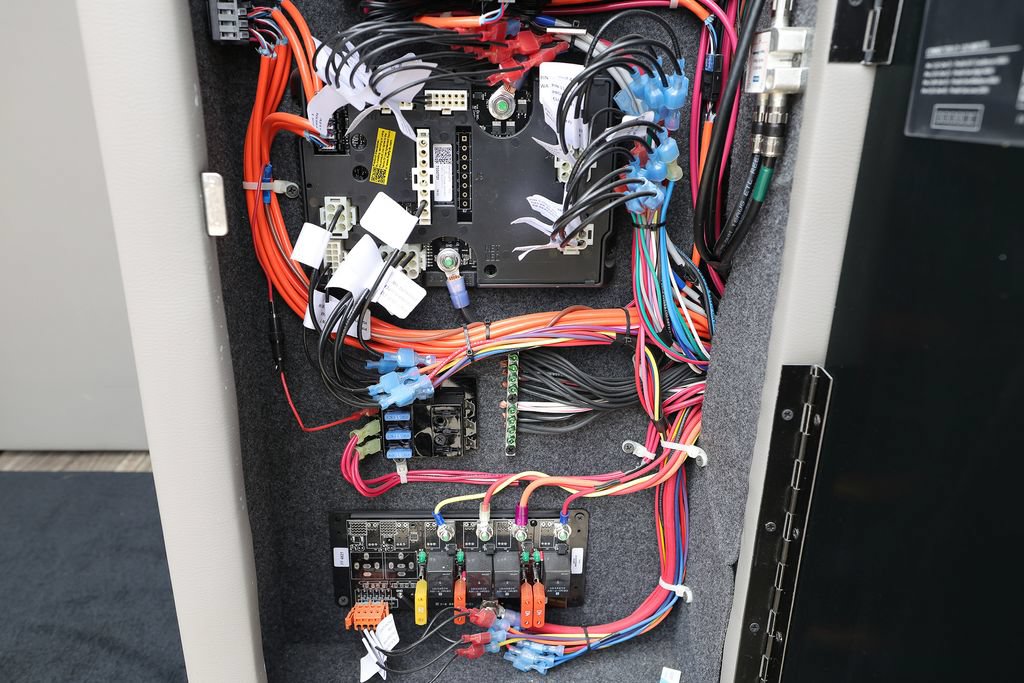 Used 2021 Mercedes-Benz Sprinter 3500 image 48