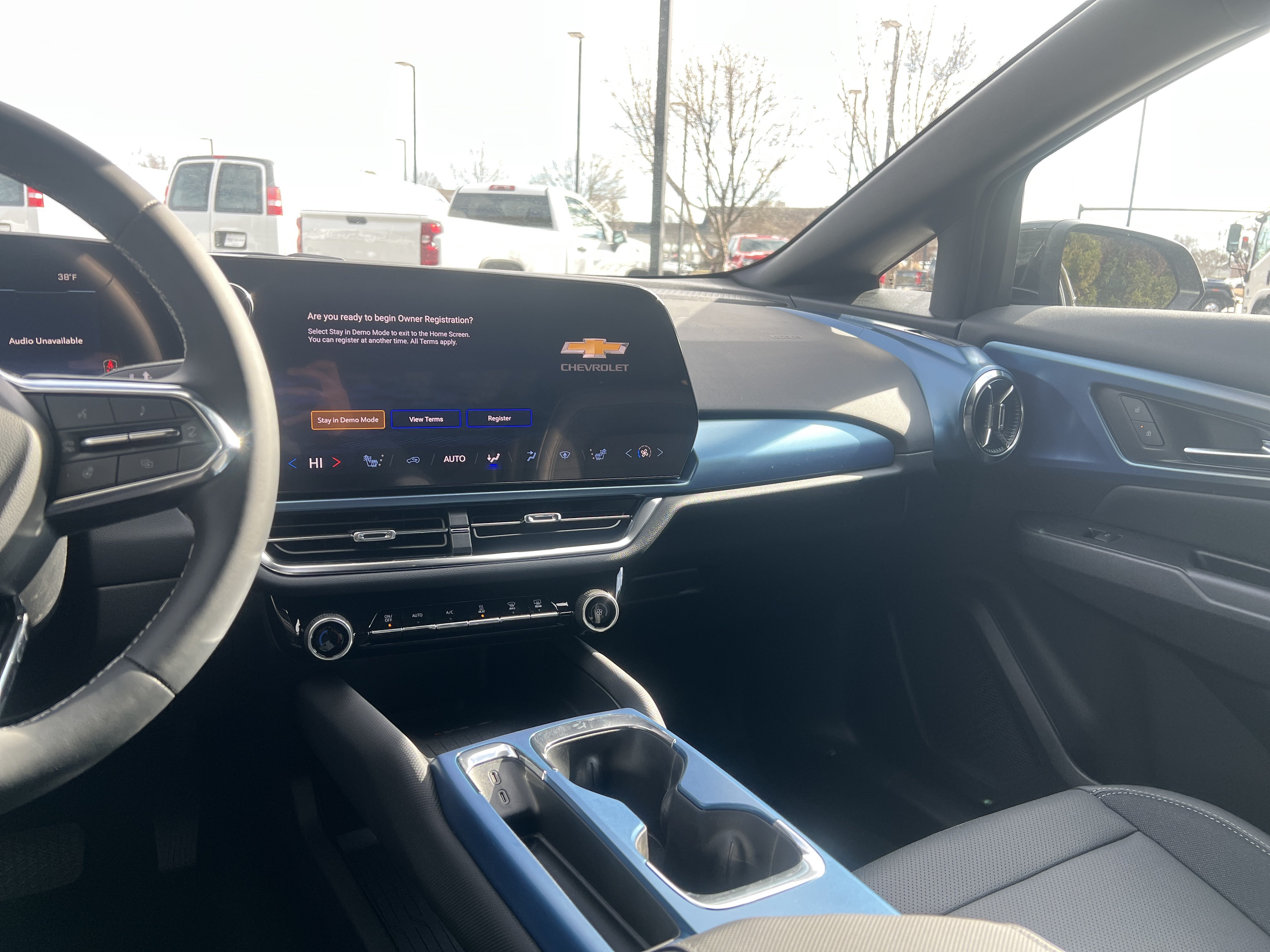 New 2026 Chevrolet Equinox EV LT AWD/4WD image 25