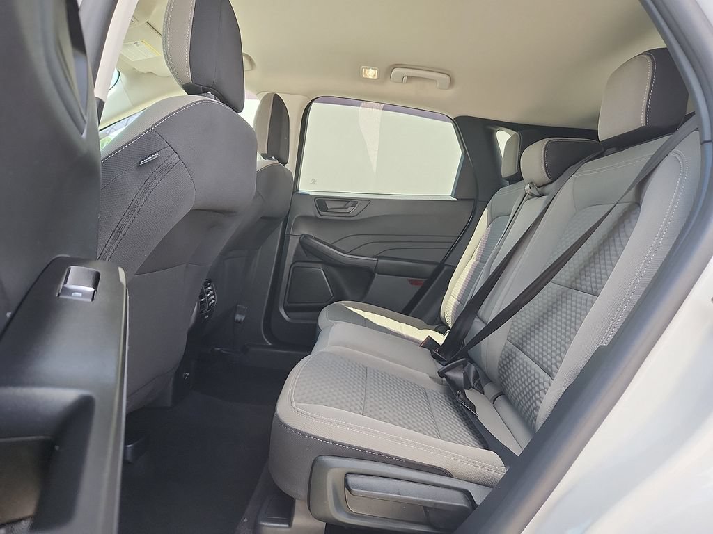 Used 2022 Ford Escape SE w/ Convenience Package FWD image 6