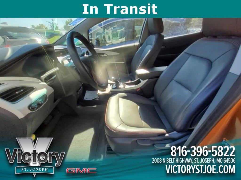 Used 2017 Chevrolet Bolt Premier w/ Driver Confidence II Package image 8