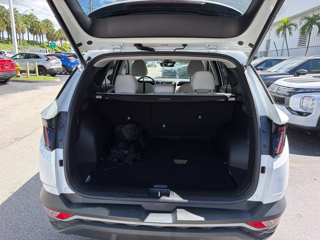 Used 2024 Hyundai Tucson SEL w/ Convenience Package FWD image 11